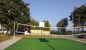 Hotel Vemara Club