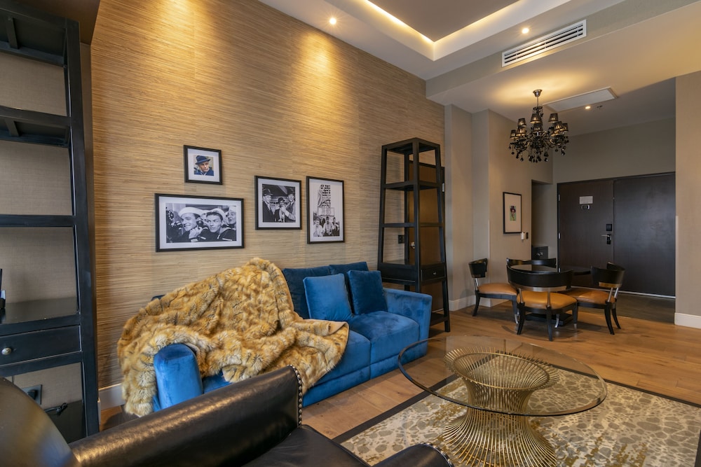 K Tower Boutique Hotel By Lucerna