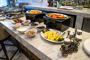 K Tower Boutique Hotel By Lucerna