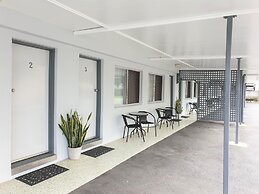 Sail Inn Motel