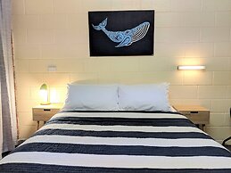 Sail Inn Motel