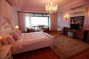 23.5 Blue B & B