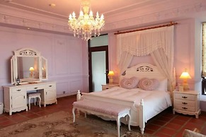23.5 Blue B & B