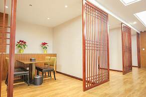 New Knight Royal Hotel