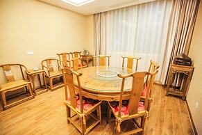 New Knight Royal Hotel