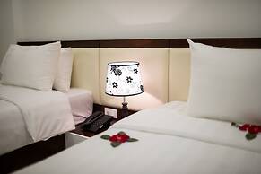 Dream Central Hotel
