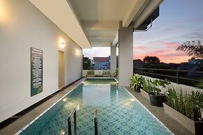 KHAS Tegal Hotel