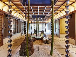 Sunrise Suites