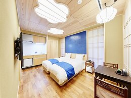 Sunrise Suites