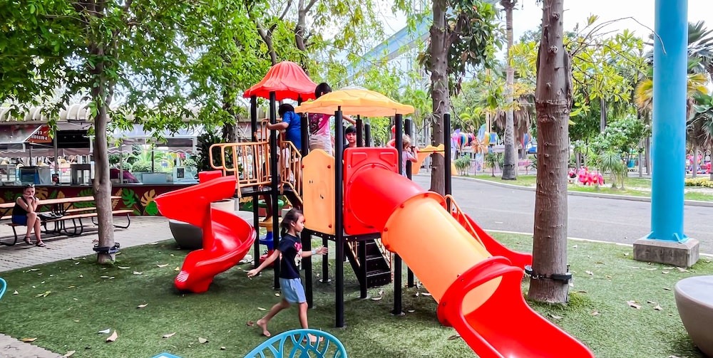 Pattaya Park Beach Resort