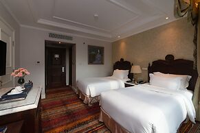 The Lapis Hotel