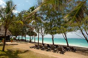 Bahari Dhow Beach Villas