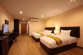 Paragon Suites Resort