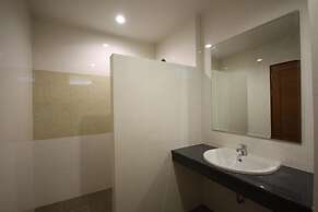 Paragon Suites Resort