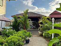 Villa Famiri