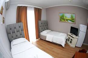 Hotel Vila Alvin & Apartments