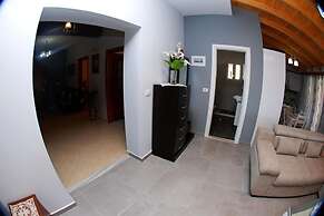Hotel Vila Alvin & Apartments