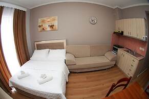 Hotel Vila Alvin & Apartments