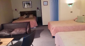 Hotel Puerto Mayor