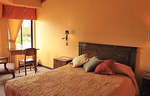 Hotel Puerto Mayor