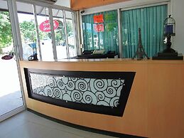 Fahproundfon Hotel