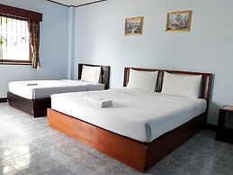 Fahproundfon Hotel