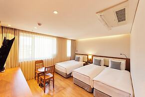 Hotel Uri&