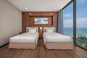 Yarra Ocean Suites Danang