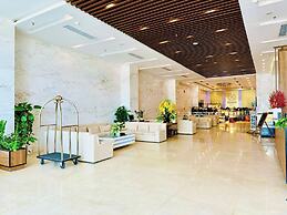 Yarra Ocean Suites Danang
