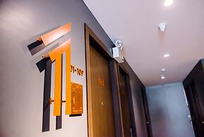 GN Luxury Hostel