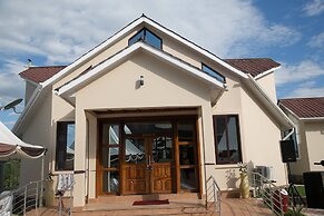Samanene Beach Hotel