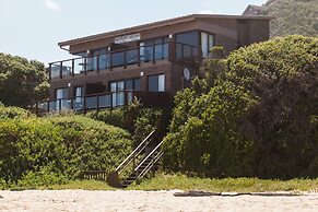 ArchRock Resort