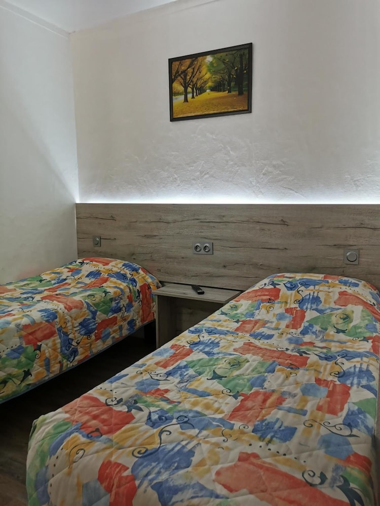 Alpha Hotel