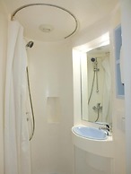 Alpha Hotel