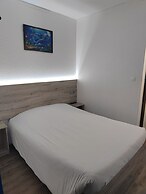 Alpha Hotel