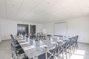 Brit Hotel Reims la Neuvillette