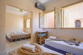 Riad Hotel El Kennaria