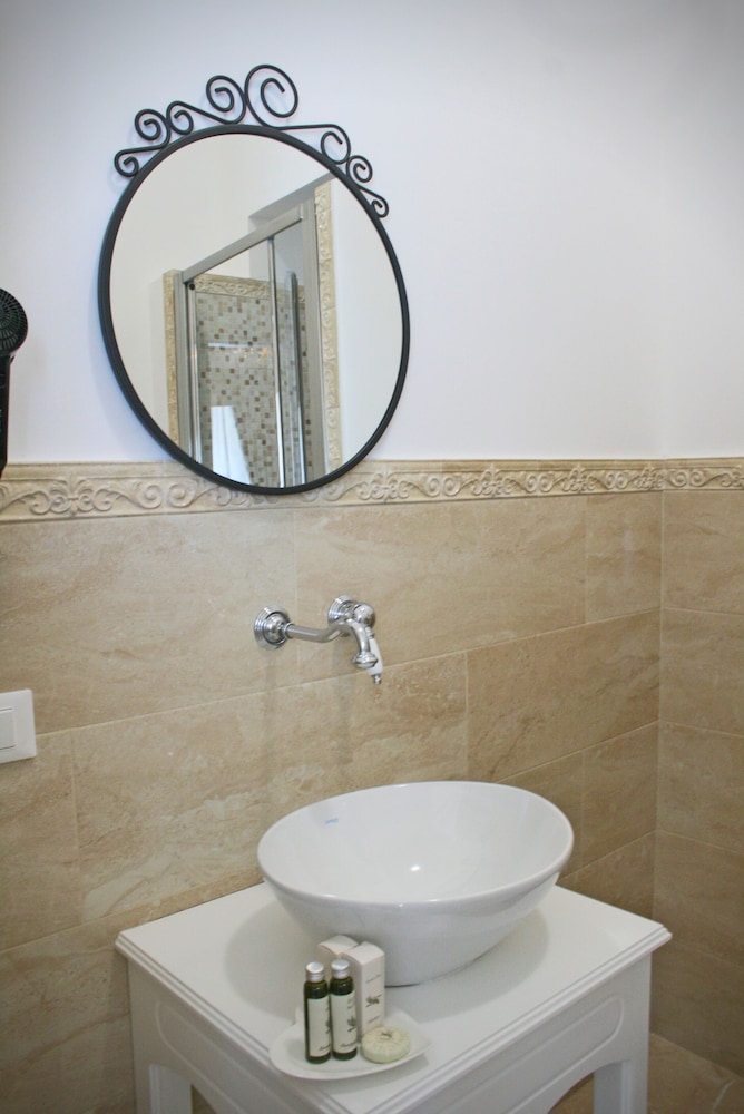 Domus Valadier Guesthouse