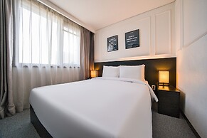 Hotel Vella Suite Suwon