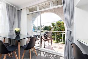 Aarangi Motel