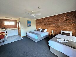 Bridge Motor Inn