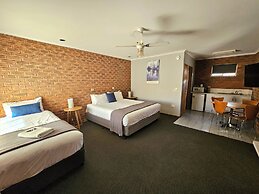 Bridge Motor Inn