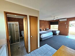 Bridge Motor Inn