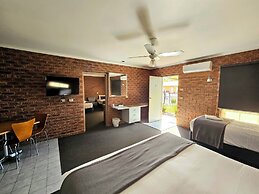 Bridge Motor Inn