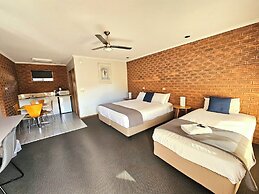 Bridge Motor Inn