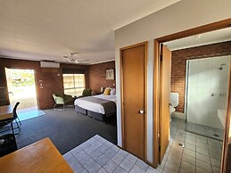 Bridge Motor Inn