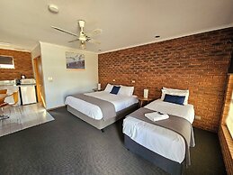Bridge Motor Inn