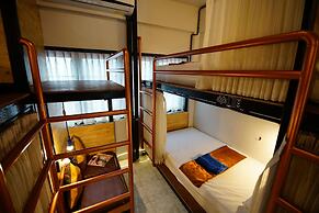 Sleep Owl Hostel