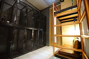 Sleep Owl Hostel