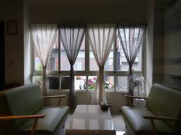 Railway Traveler B&B